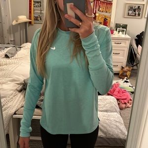 Nike long sleeve shirt